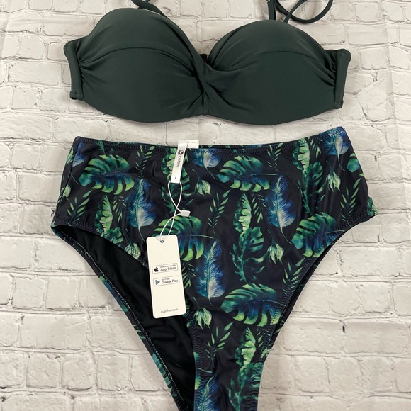 Full Of Green Print Bikini Set - Picture 2 of 3